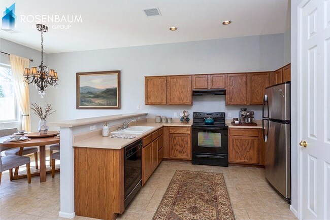 Building Photo - 6813 E Falon Ct