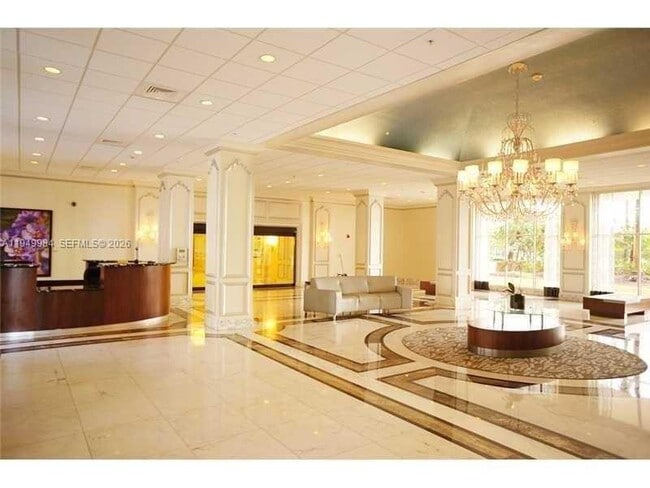 Building Photo - 5600 Collins Ave