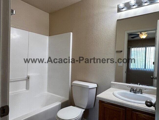 Building Photo - **Gated!!**Two Bedroom Townhome