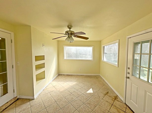Building Photo - 8707 Glen Bluff