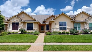 Building Photo - 3805 Silverthorne Ln