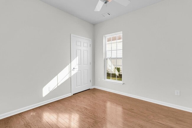 Building Photo - 168 Sea Lavender Ln