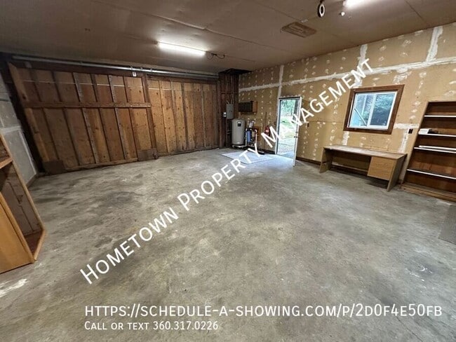 Building Photo - 1030 142nd Ave SW