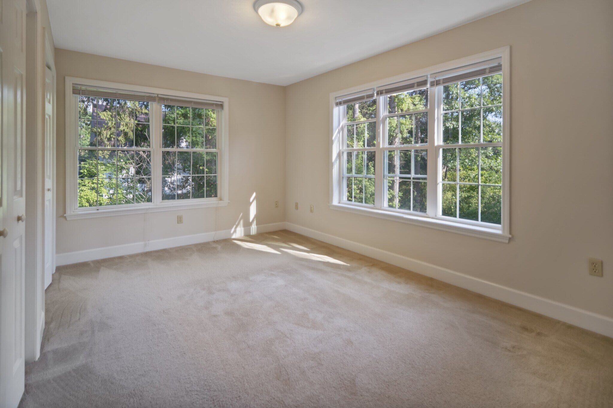 Master Bedroom-1 - 820 Hanshaw Rd