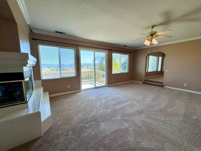 Building Photo - COMING SOON! Large Murrieta home available for LEASE!