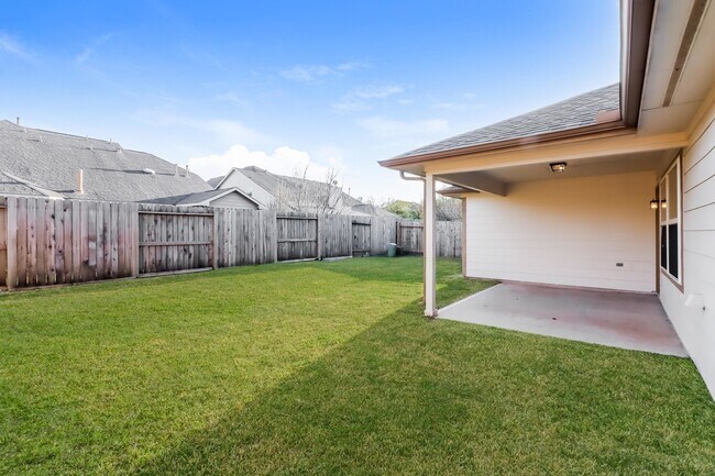 Building Photo - 7310 Enchanted Rock Ln