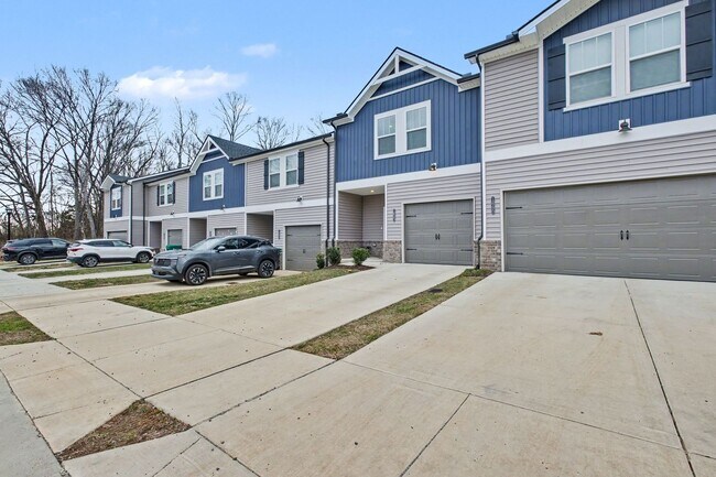 Building Photo - 3 BED 2.5 BATH TOWNHOME ON THE WEST SIDE OF LEBANON!