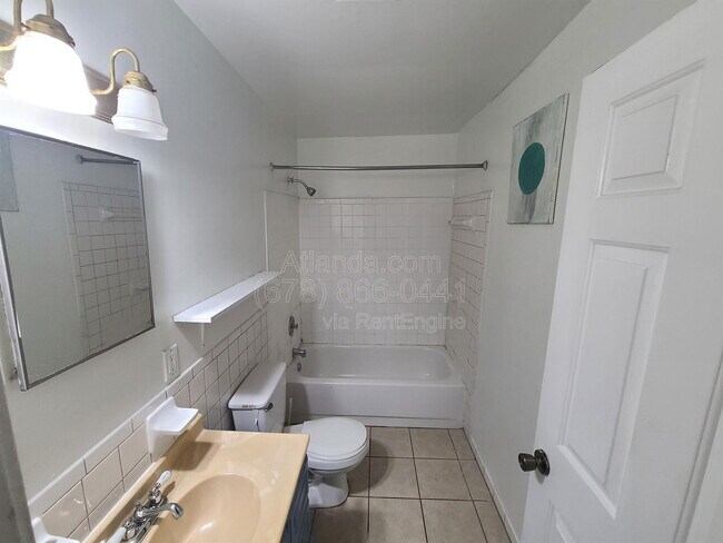 Building Photo - 1066 McMillan St NW