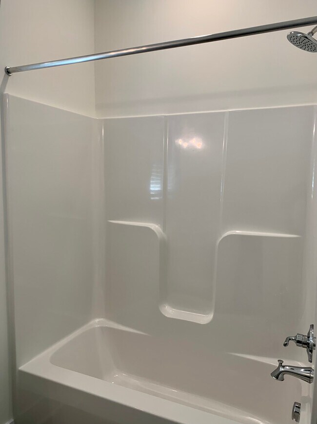 Building Photo - 5214 Campbell Ave