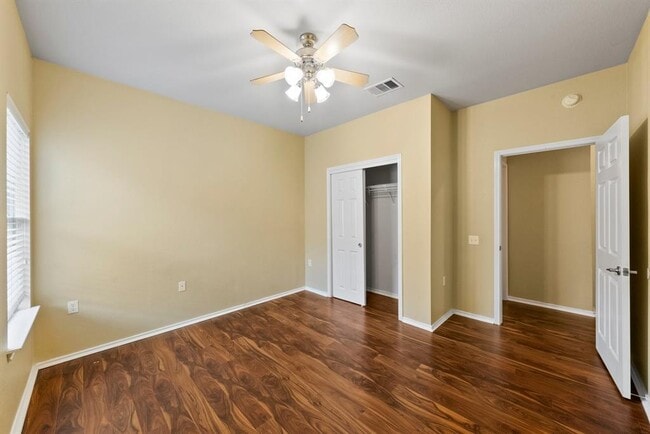 Building Photo - 11101 Liberty Farms Dr