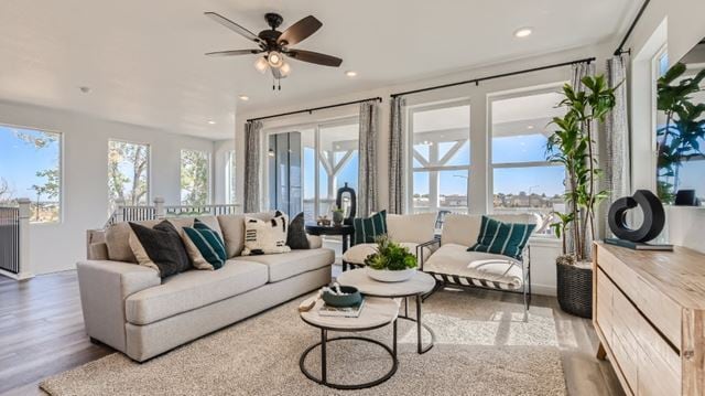 2rd FL Living - 912 Farrier Ln