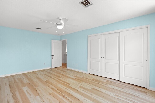 Building Photo - 8353 Steamline Cir