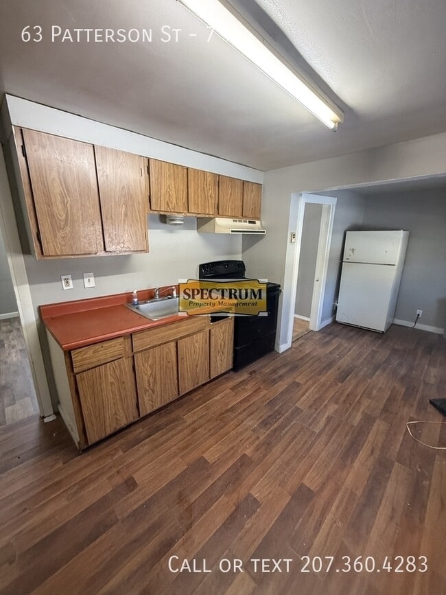 Building Photo - 63 Patterson St