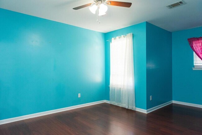 Building Photo - 2505 Arnold Mill Rd NW