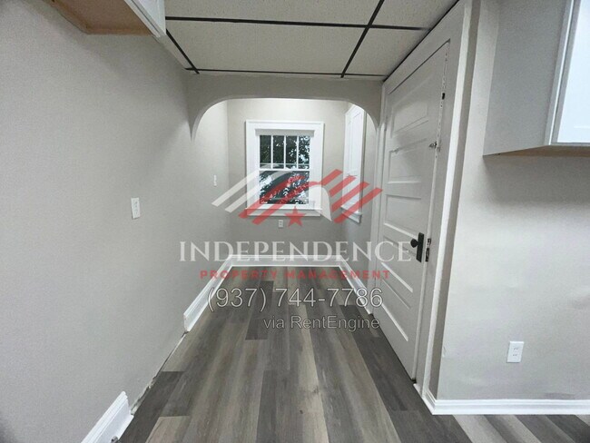 Building Photo - 134-136-136 E Cecil St