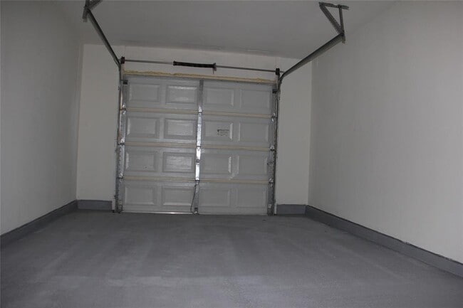 Building Photo - 11611 Rustic Rock Dr