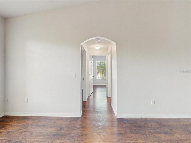 Building Photo - 5578 Metrowest Blvd