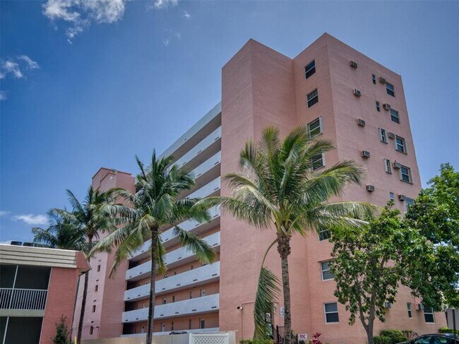 Building Photo - 3201 NE 14th Street Causeway