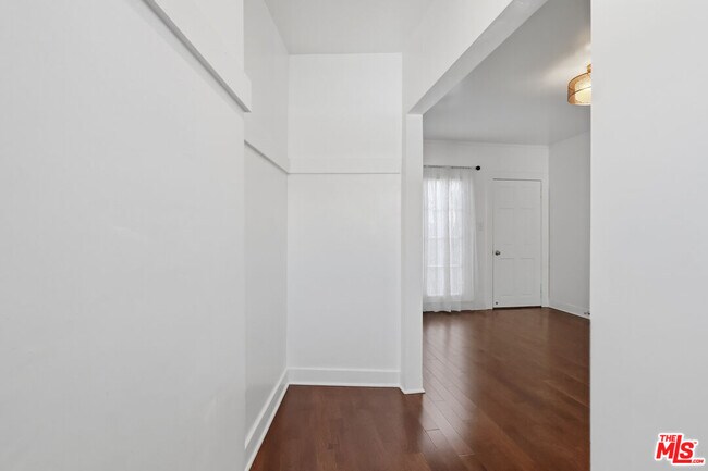 Building Photo - 4407 Melbourne Ave