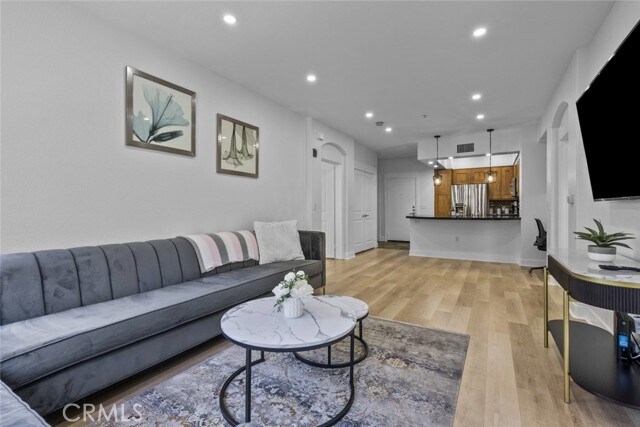 Building Photo - 24507 Town Center Dr