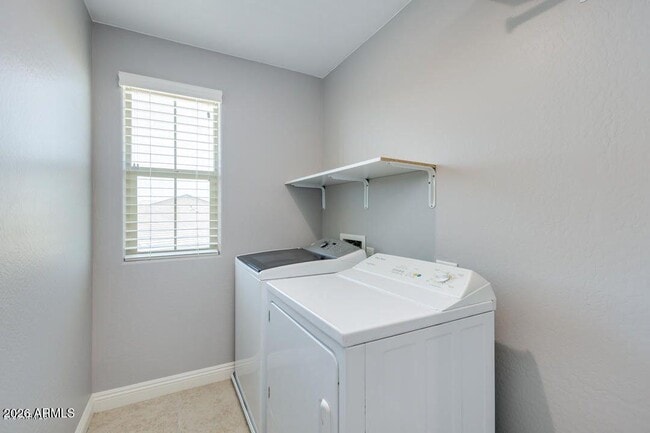 Building Photo - 4961 S Turbine