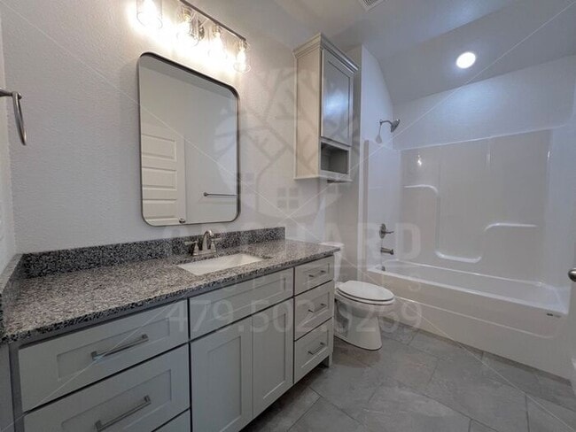 Building Photo - Tontitown- Single-Family Home- Beautiful C...