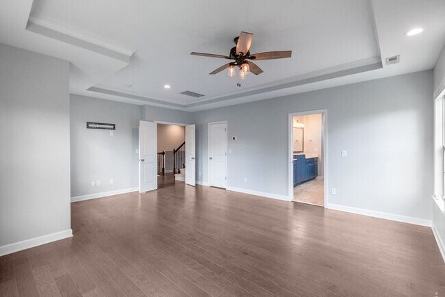 Building Photo - Stunning All-Brick Home in BridgeMill Community!