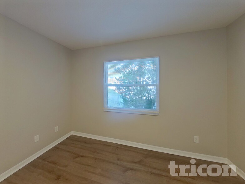 Building Photo - 2705 Knollwood Trail