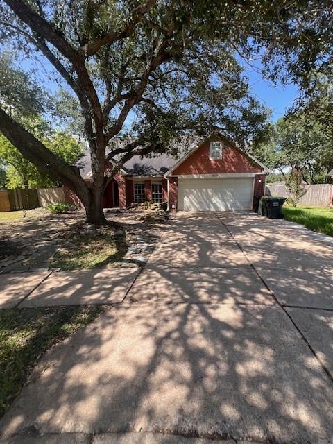 Building Photo - 2602 Cloverfield Ct