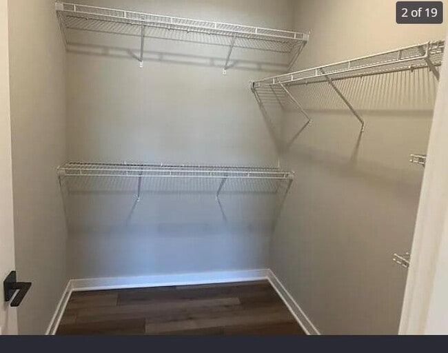 Building Photo - 566 Rochdale Run