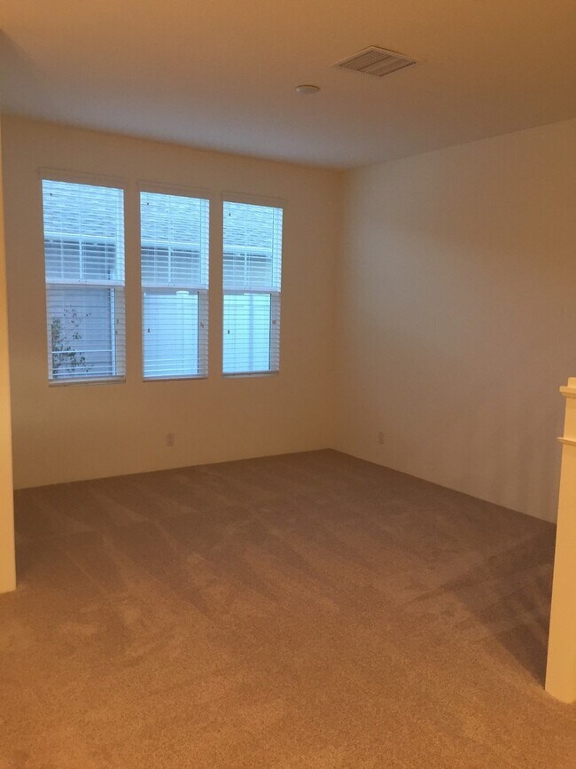 Building Photo - Lei Pauku Townhome Hoakalei