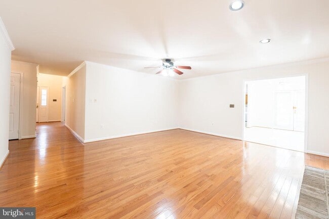 Building Photo - 6503 Deidre Terrace