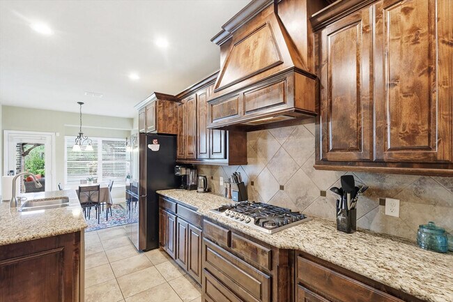 Building Photo - 1370 Pelican Dr