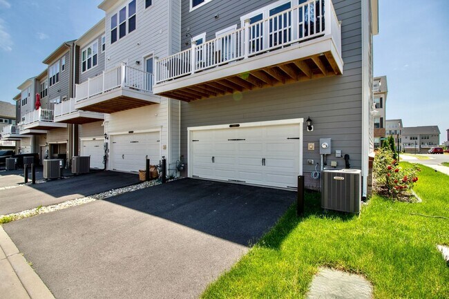 Building Photo - 17268 Herring Gull Ln