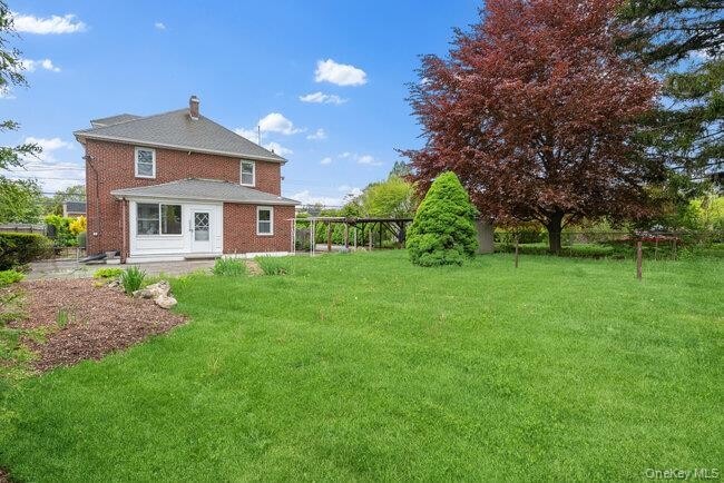 Building Photo - 1030 Glen Cove Ave