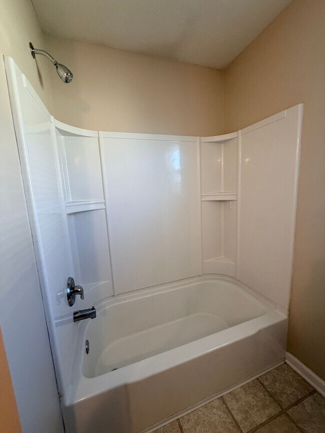 Building Photo - 1883 Creekstone Dr