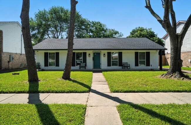 Building Photo - 10322 Sageplum Dr