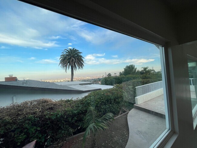 Building Photo - Tranquil Home in the Hills of Rancho Palos Verdes Overlooking the Los Angeles Harbor