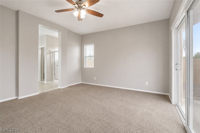 Building Photo - 5465 Finestra St