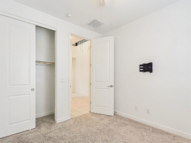 Building Photo - A luxe home in the heart of Chandler