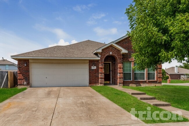 Building Photo - 1015 James Donald Ln