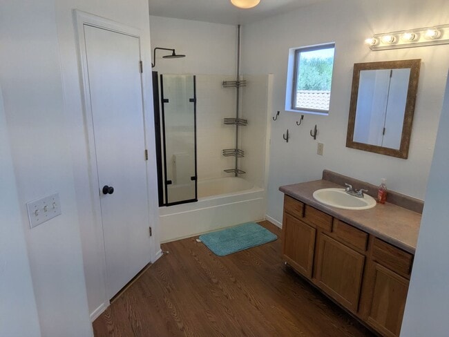 Building Photo - Three bedroom rental in Rancho Sahuarita Move -in ready