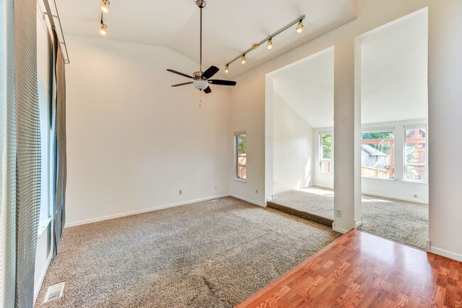 Building Photo - Welcome home to this charming two story in...