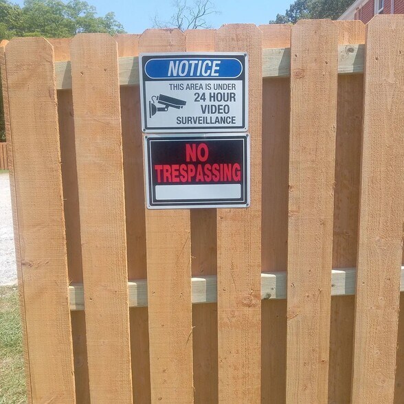 24/7 Video Surveillance - 3398 Southmont Dr