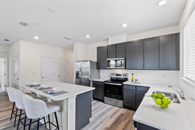 Building Photo - 85 Las Casitas Blvd