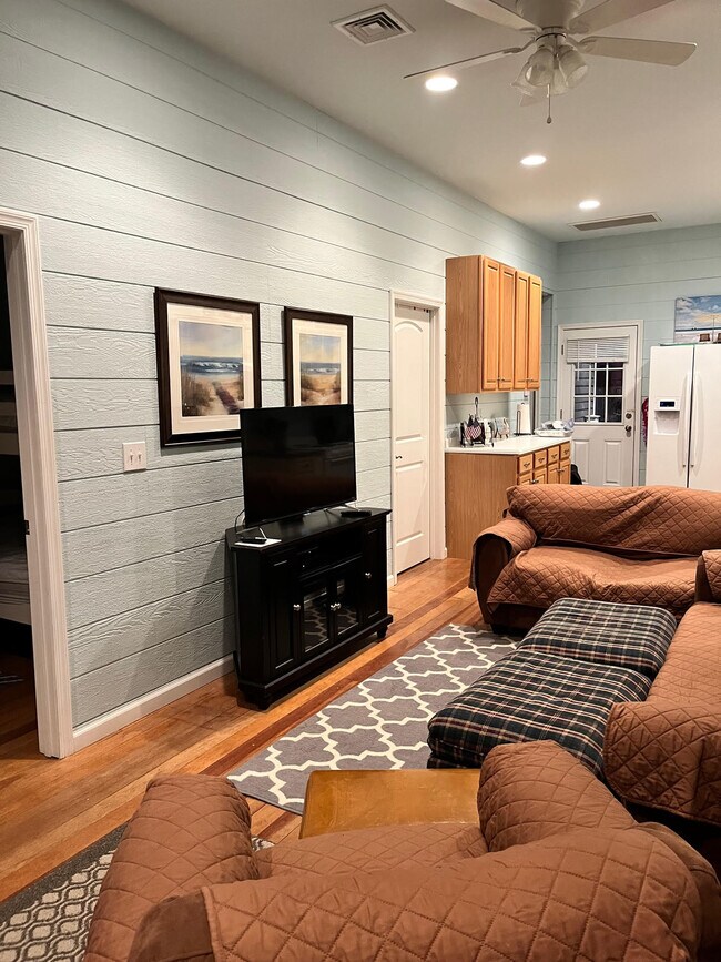 Building Photo - 571 Brielle Rd