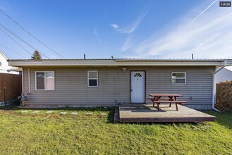 Building Photo - 3003 N Standard St