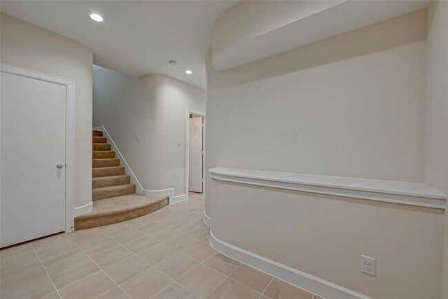 Building Photo - 11608 Main Cypress Dr