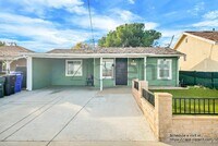 Building Photo - 7936 Alder Ave