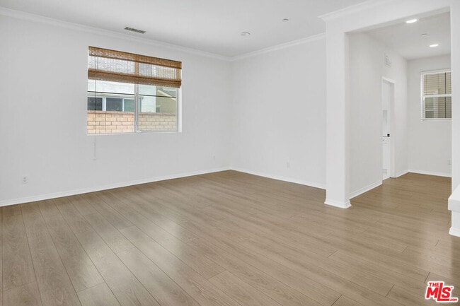 Building Photo - 3971 Somerston Way